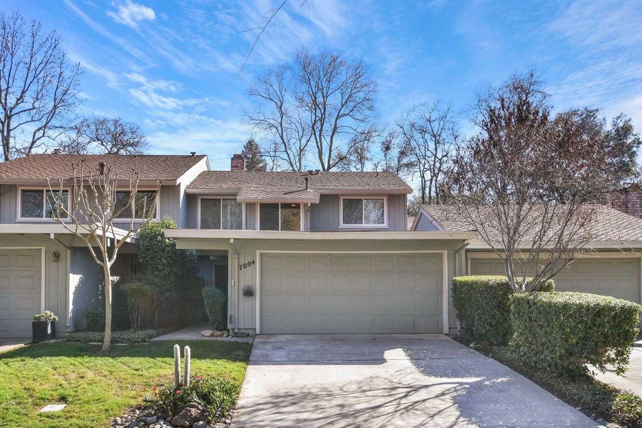 7004 La Cuesta Lane