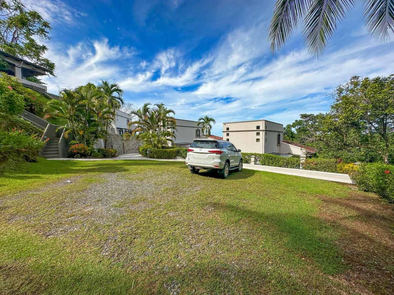 Secure Gated Villa Community, Ojochal, Puntarenas