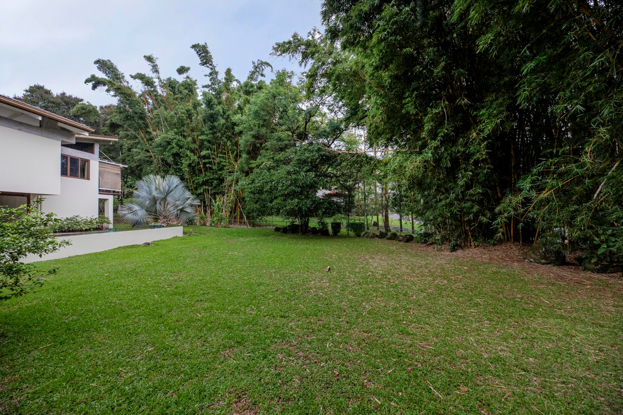 Modern Single Level Residence, Escazu, San Jose