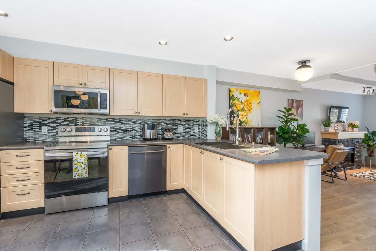 37-15168 36 Ave
