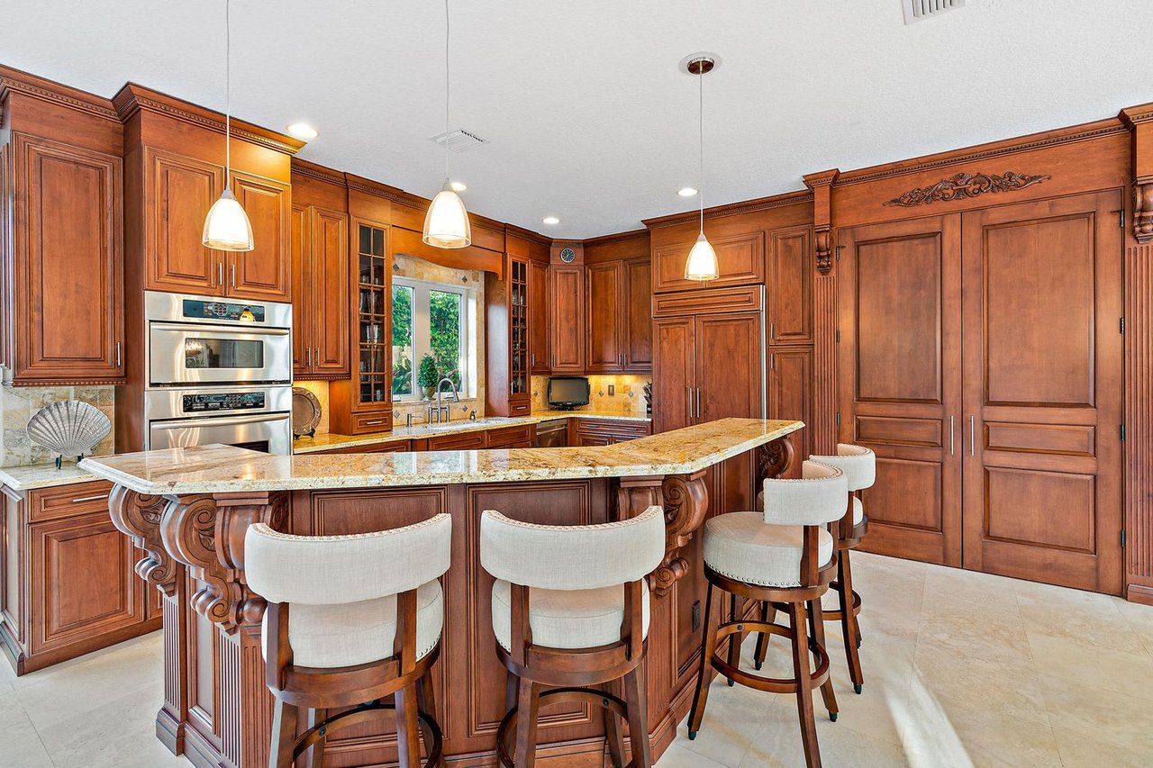195 Shelter Ln