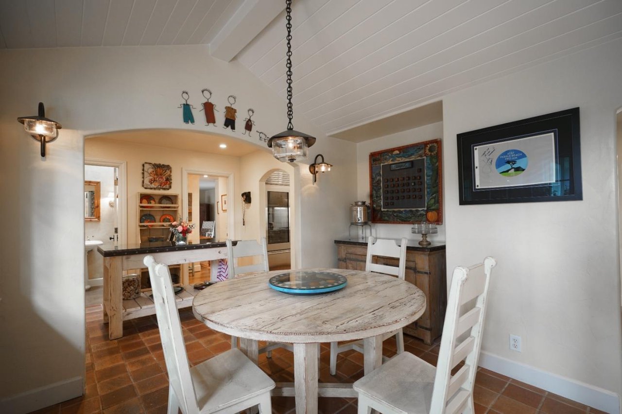 3205 Camino Del Monte