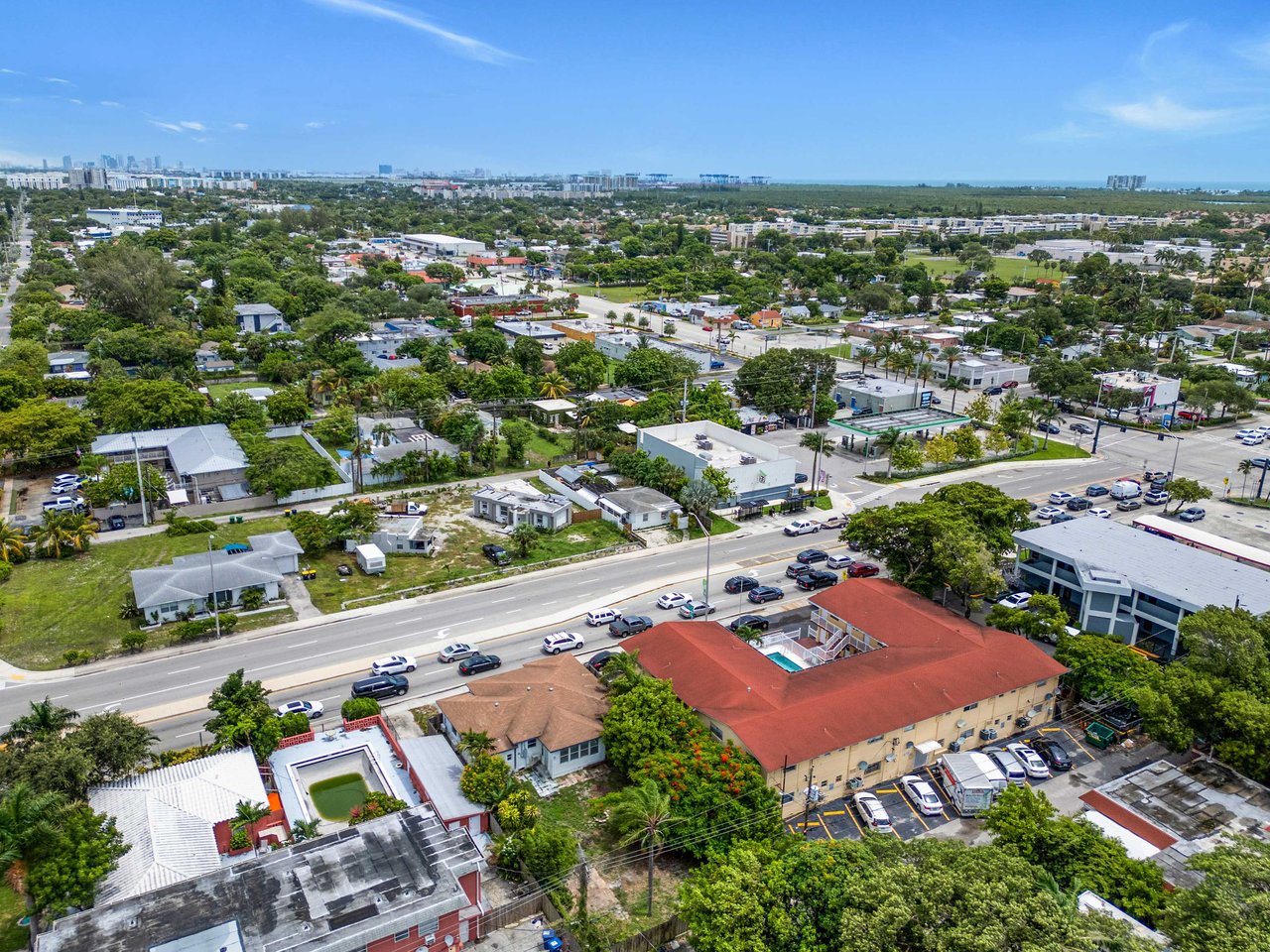 1844 Sheridan St Hollywood FL-33020