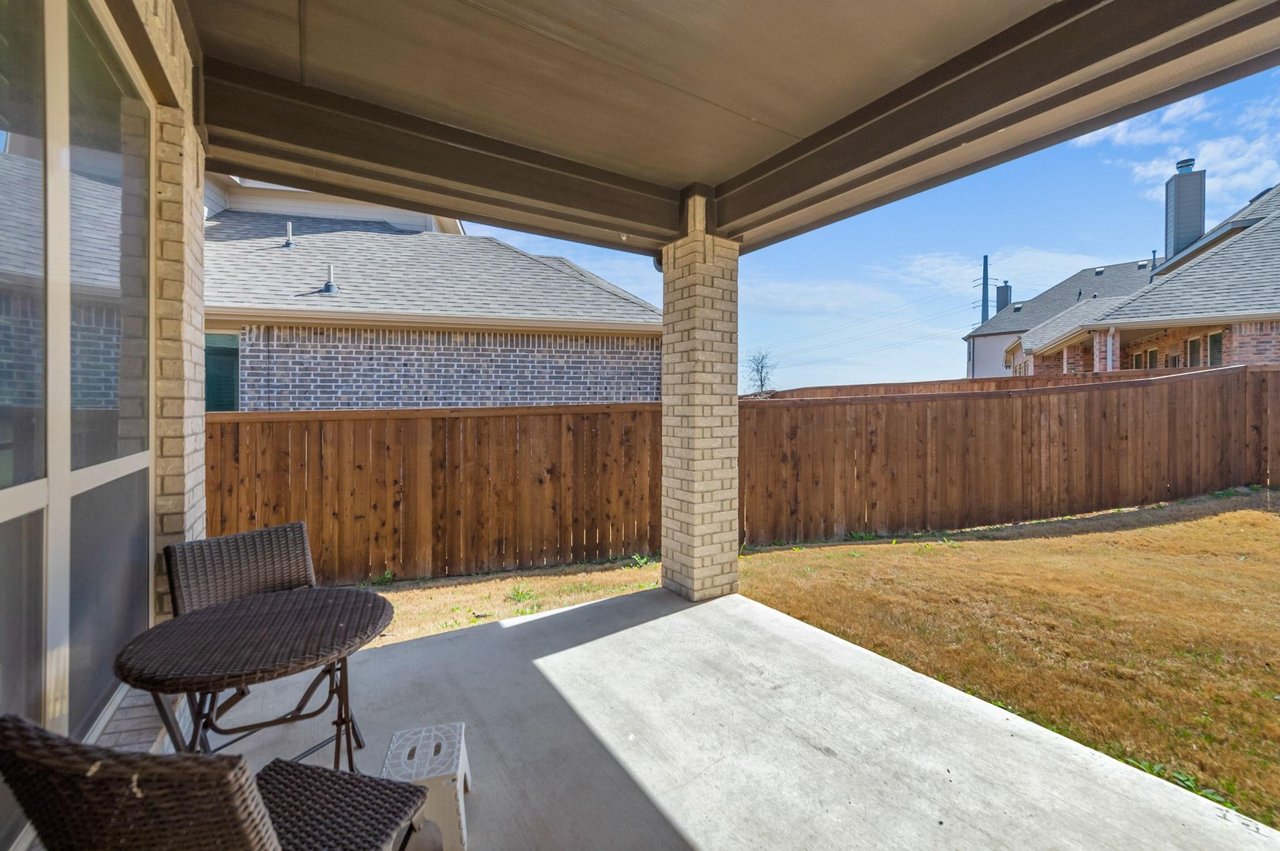 1537 Jocelyn Drive
