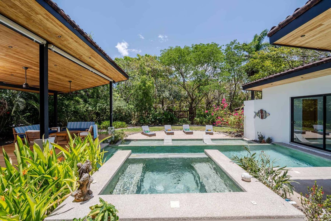 Modern Beachwalk Villa, Hacienda Pinilla, Guanacaste