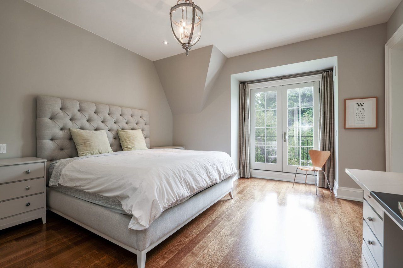 SOLD: Exquisite And Grand Detached Residence