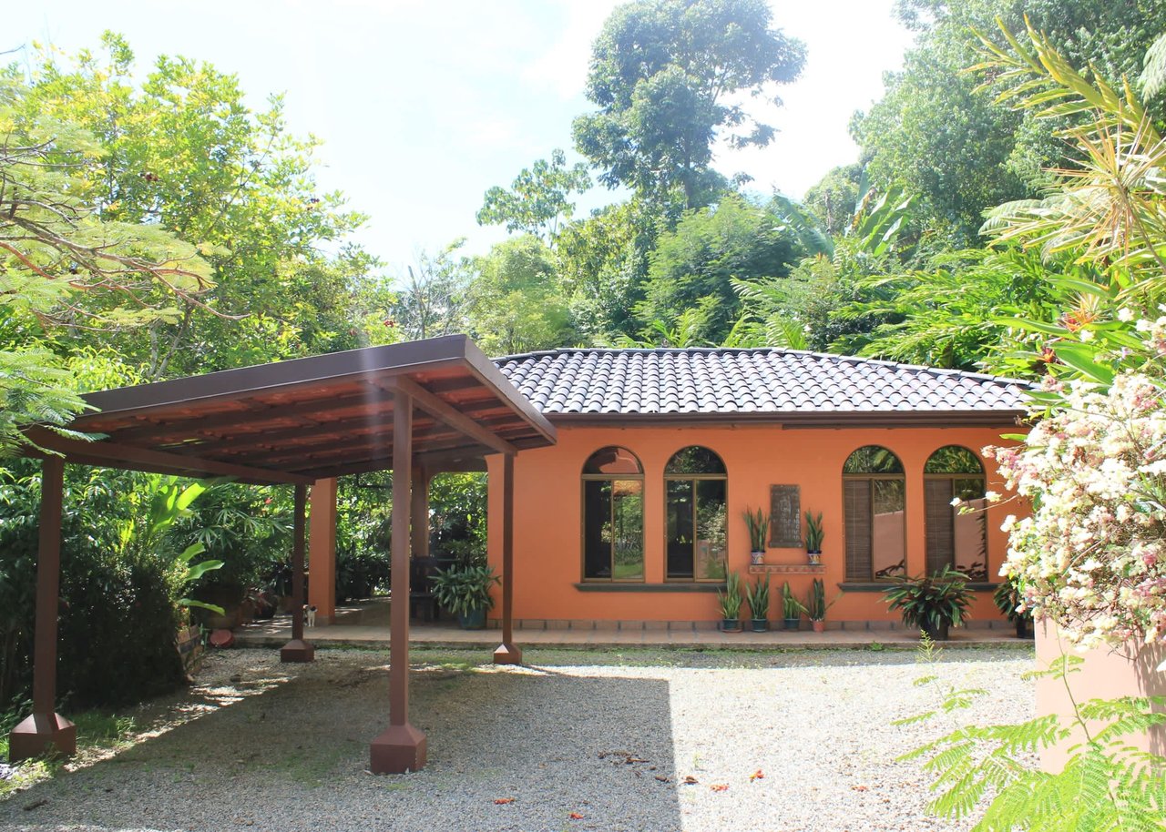 11 ACRES, 3 Bedroom Luxury Home, 1 Bedroom Guest House, Pool, Sunset Ocean View, Separate Ocean View Building Site