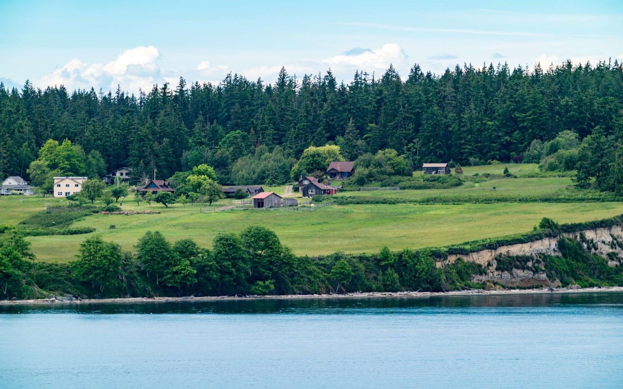 Honest Pros and Cons of Living in Coupeville