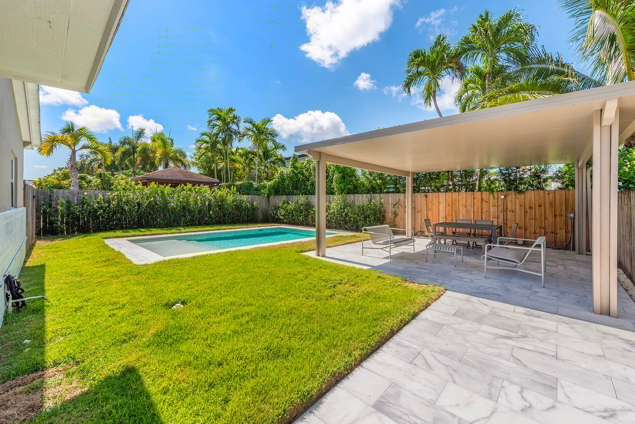 5860 SW 26th St, Miami, FL 33155