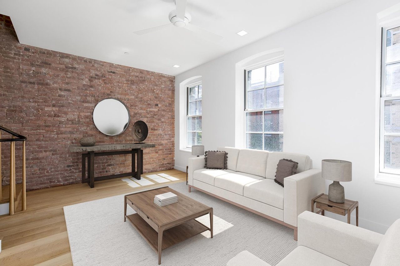428 Greenwich Street, Apt THOUSE