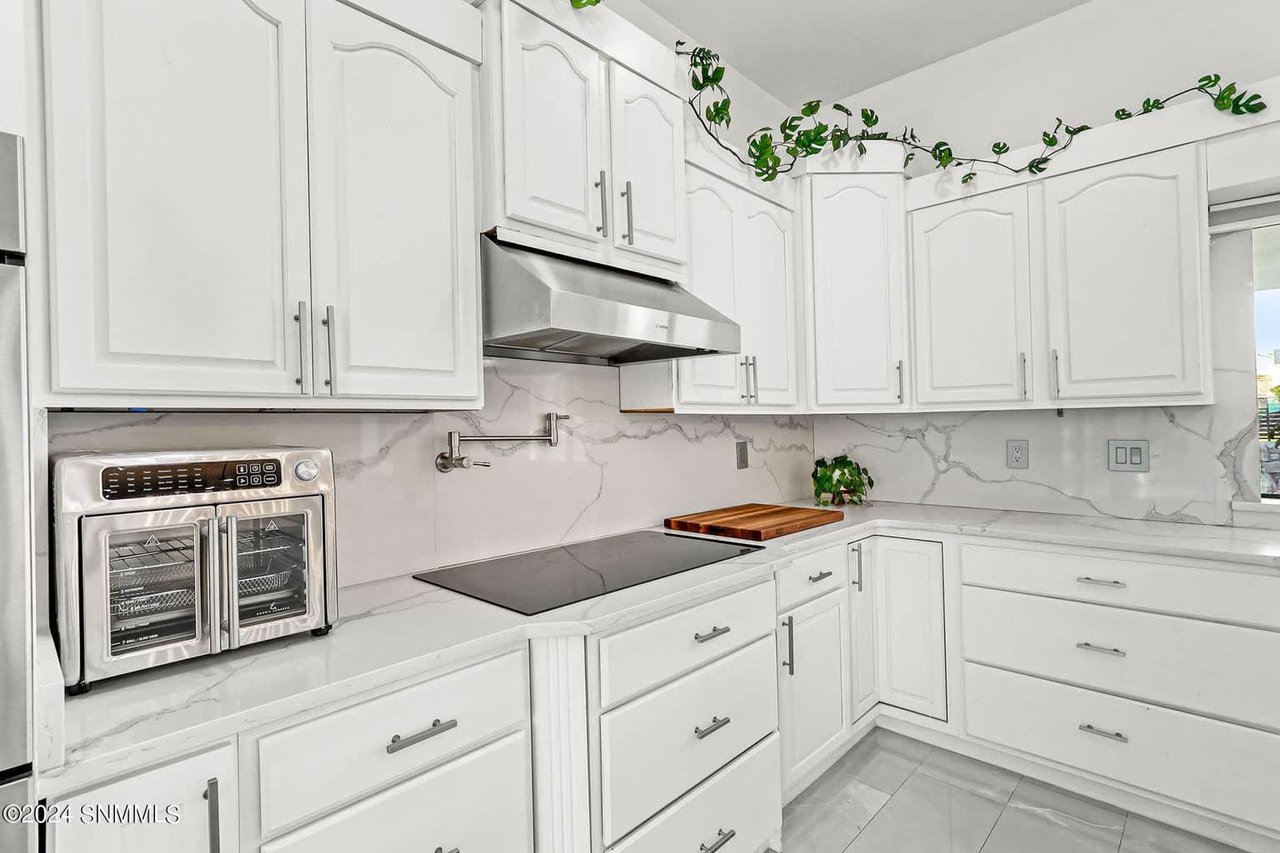 6602 Vista Hermosa