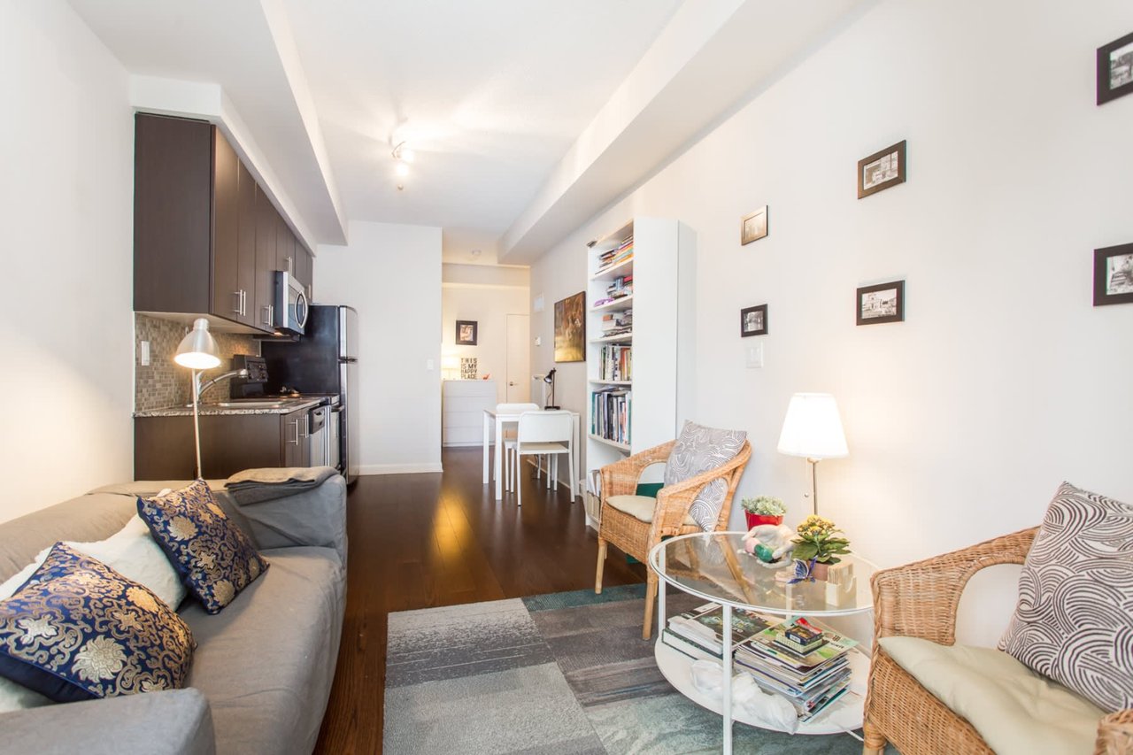 15 Bruyeres Mews