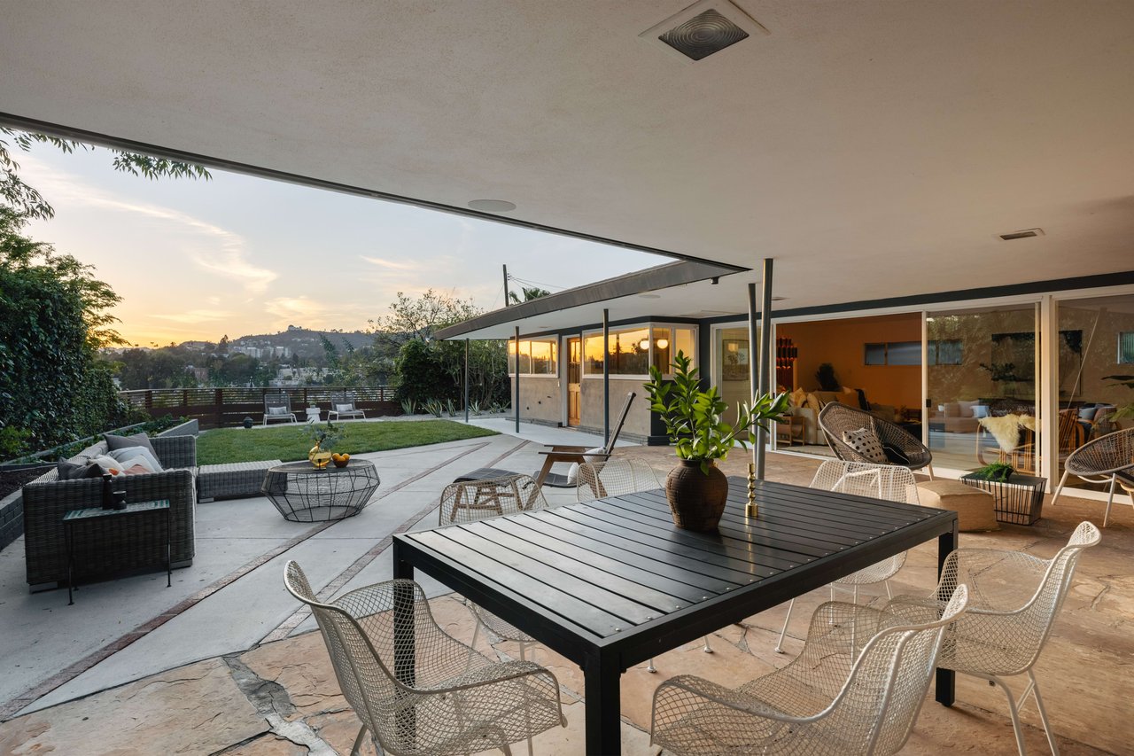 An Atomic Ranch in Silver Lake
