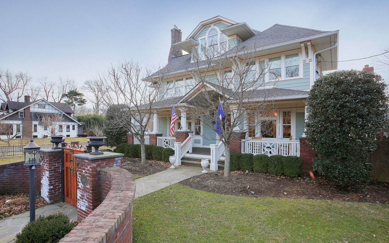 605 Mountain Ave