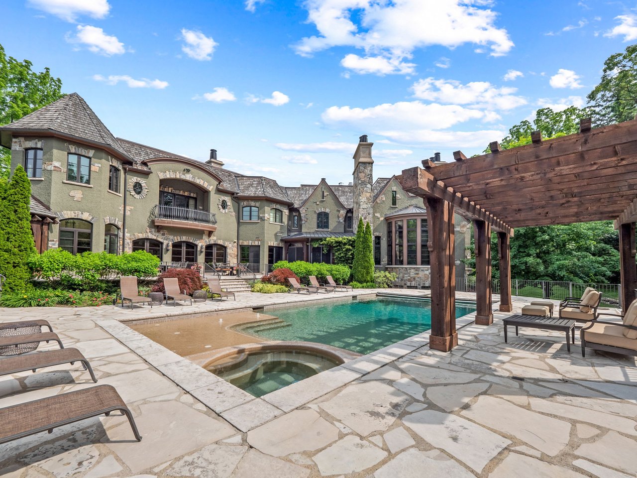 26565 Scenic Drive