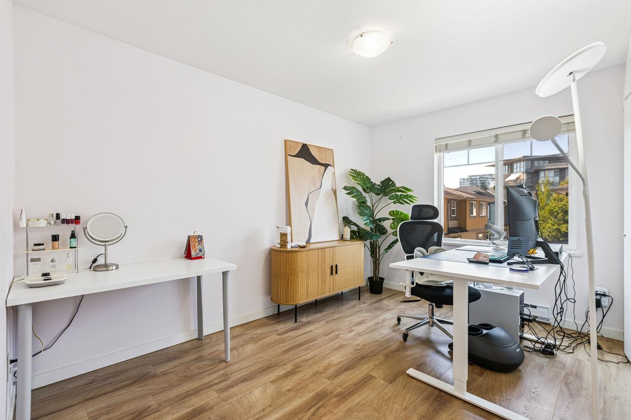 22-9628 Ferndale Rd