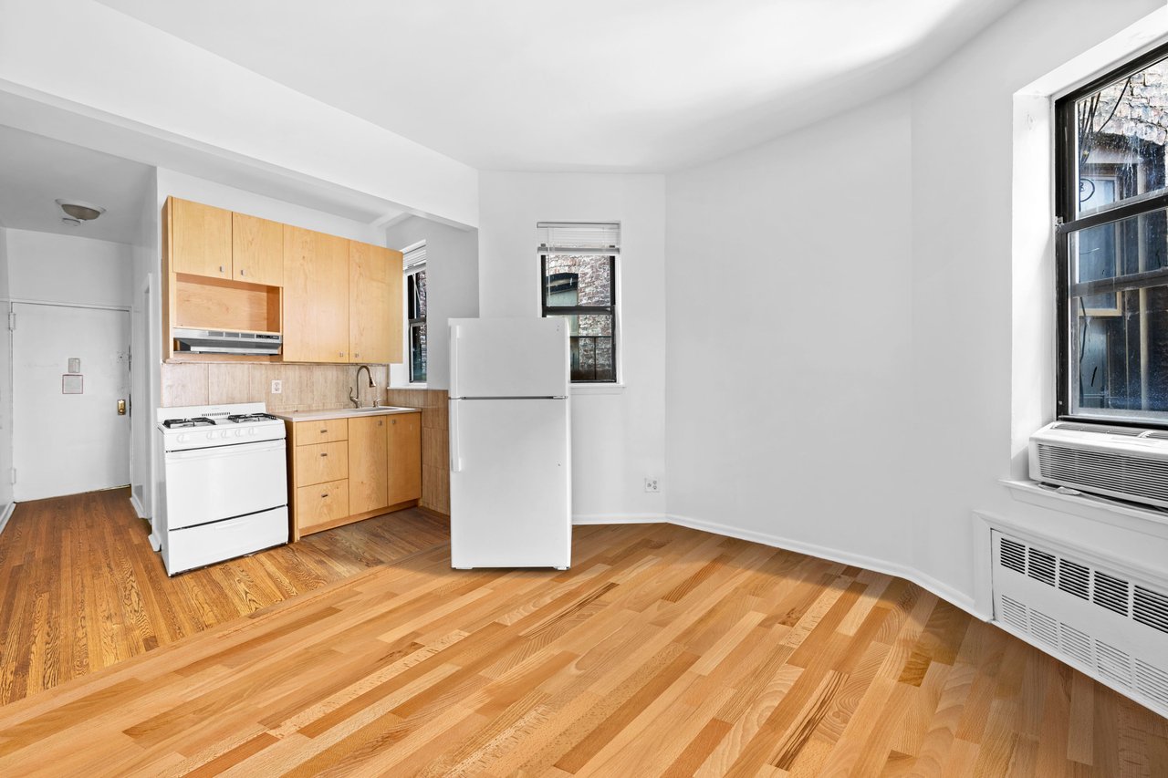 10-12 W 107th St, Unit 4C