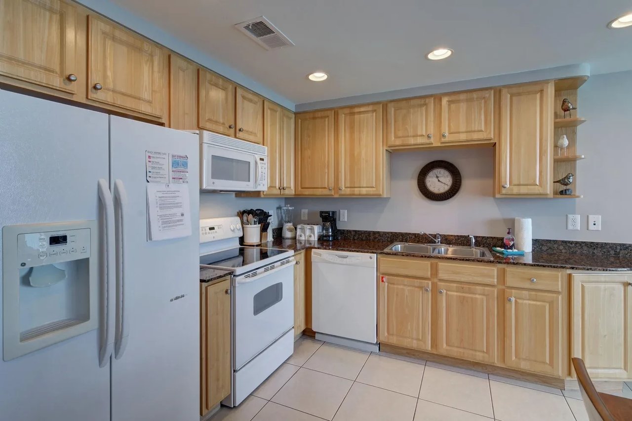 East Front Beach Road, Unit 1602