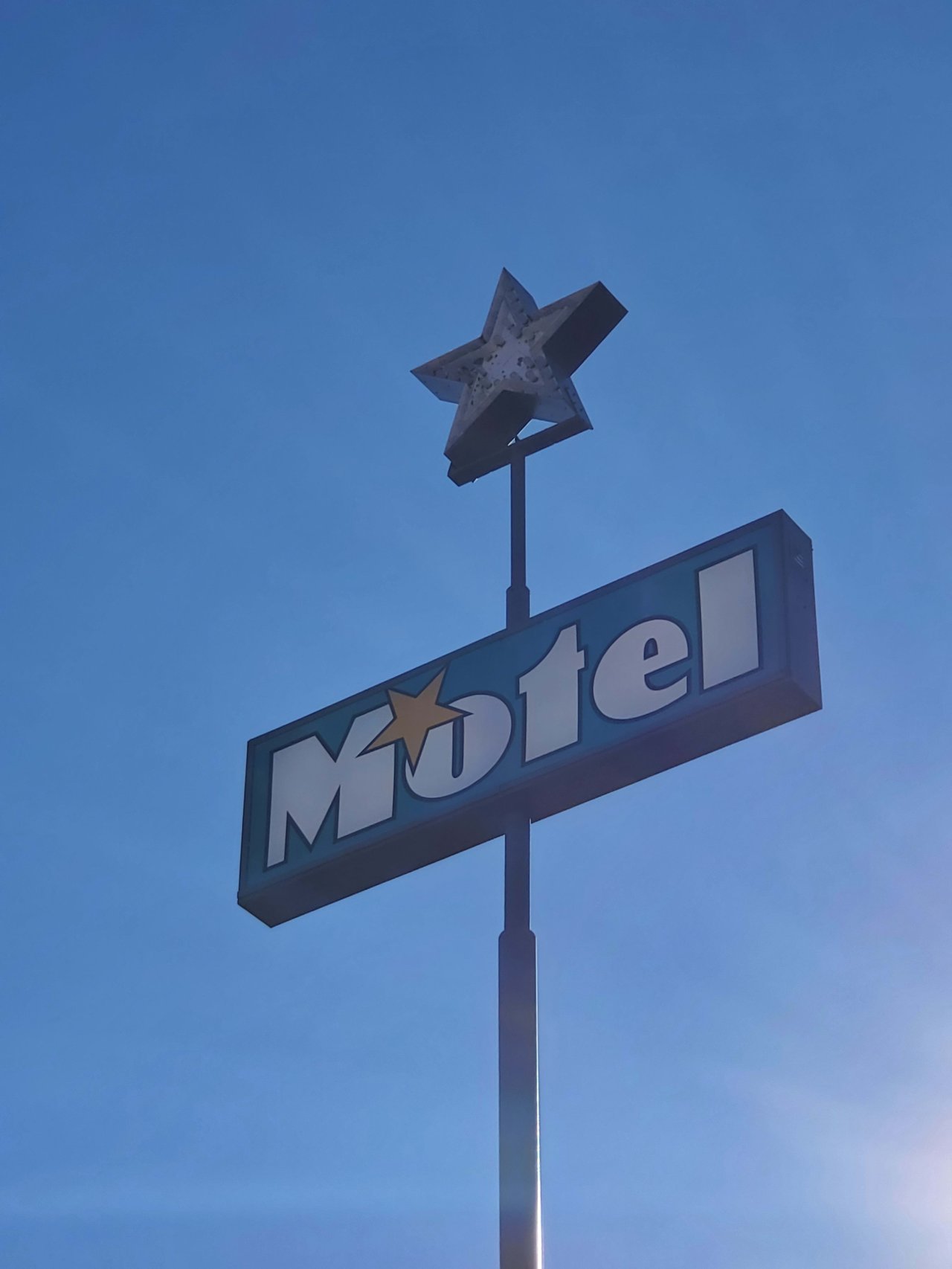  Star Motel