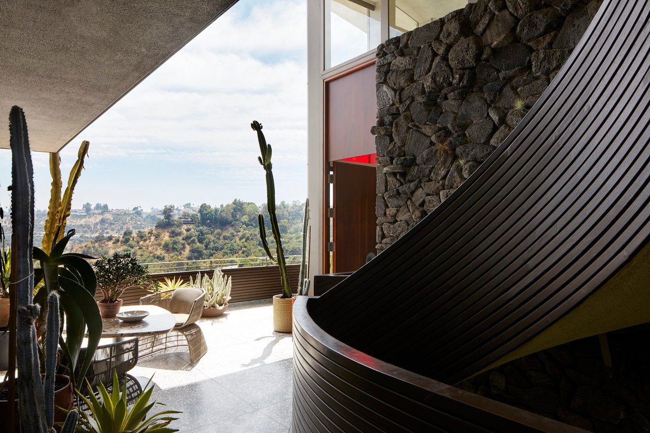 7436 Mulholland Dr, Hollywood Hills