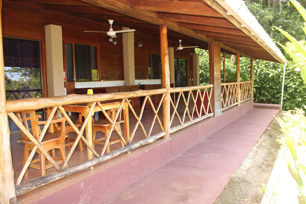 Income Producing Property with Ocean View close to Dominical