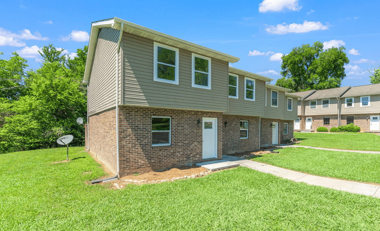 220 Old Clinton Pike APT 8