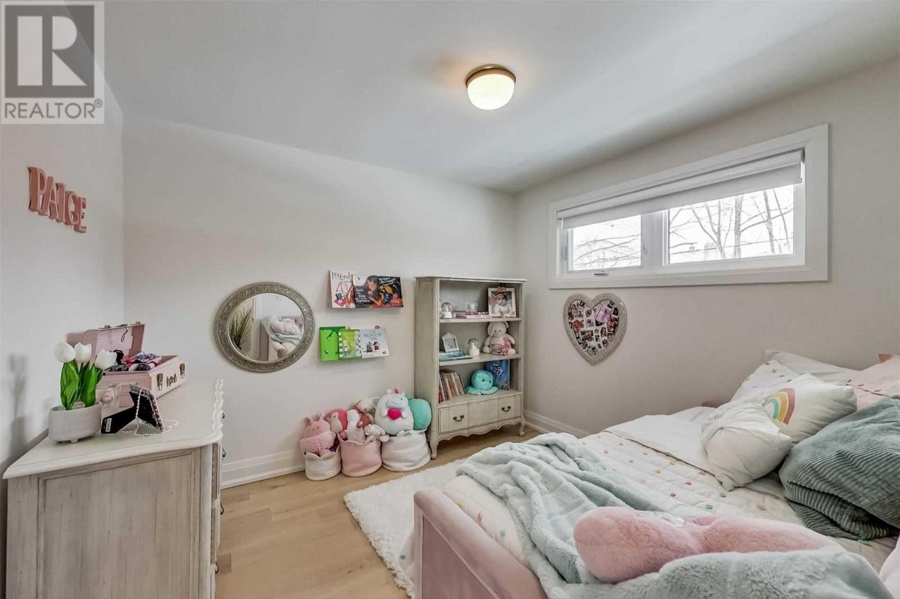 5 Vicarage Ct