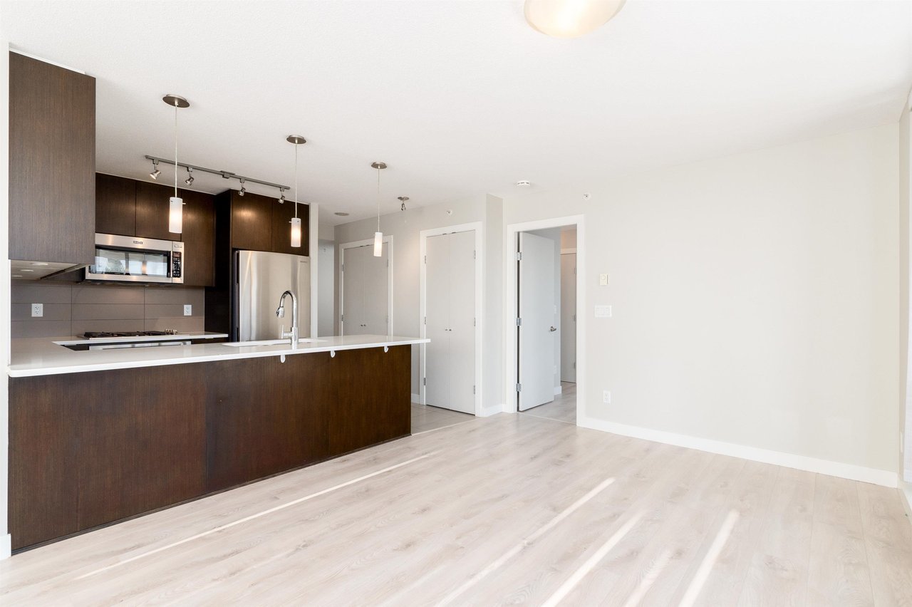 503-7325 Arcola St