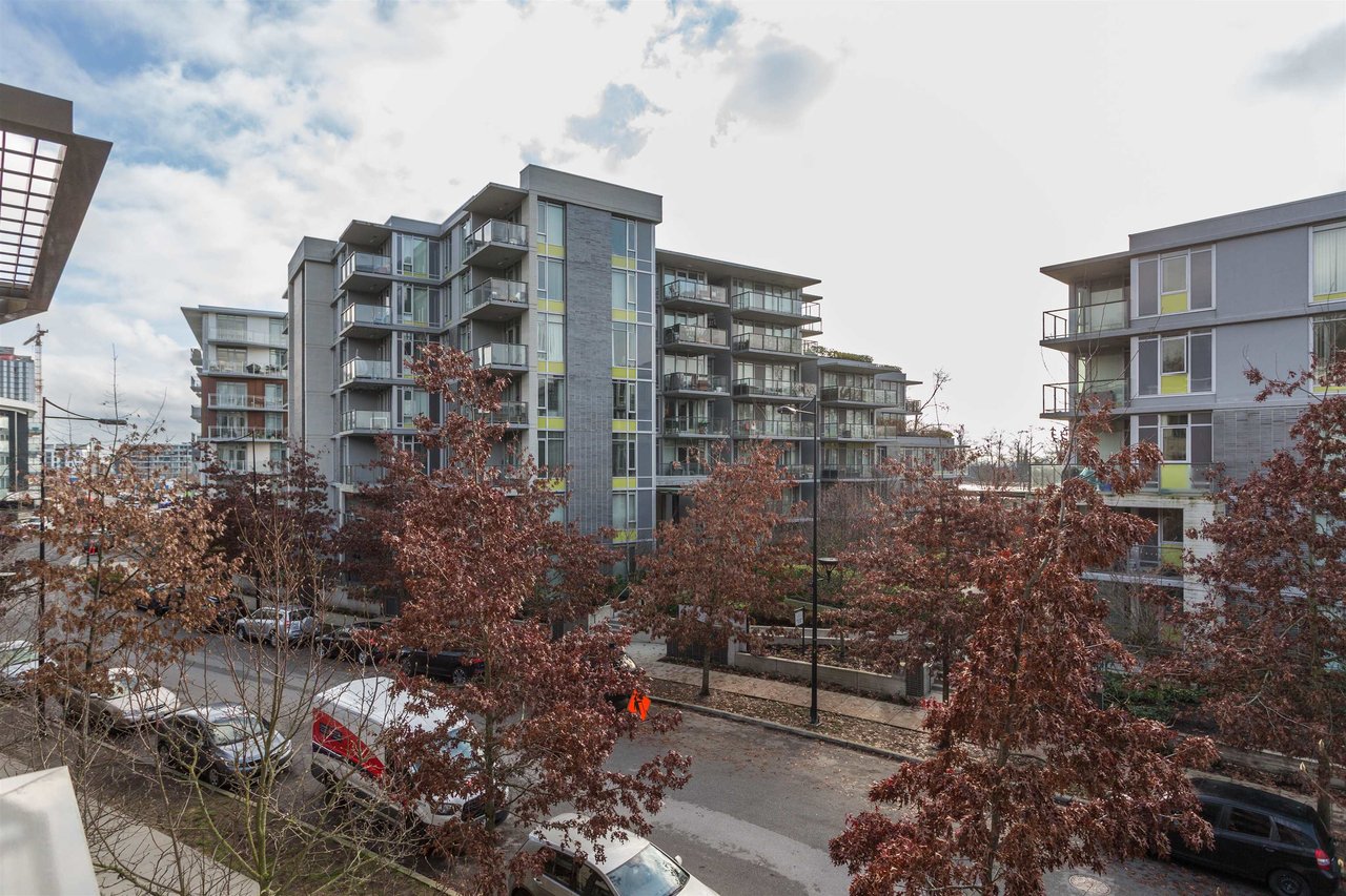 312-3163 Riverwalk Ave