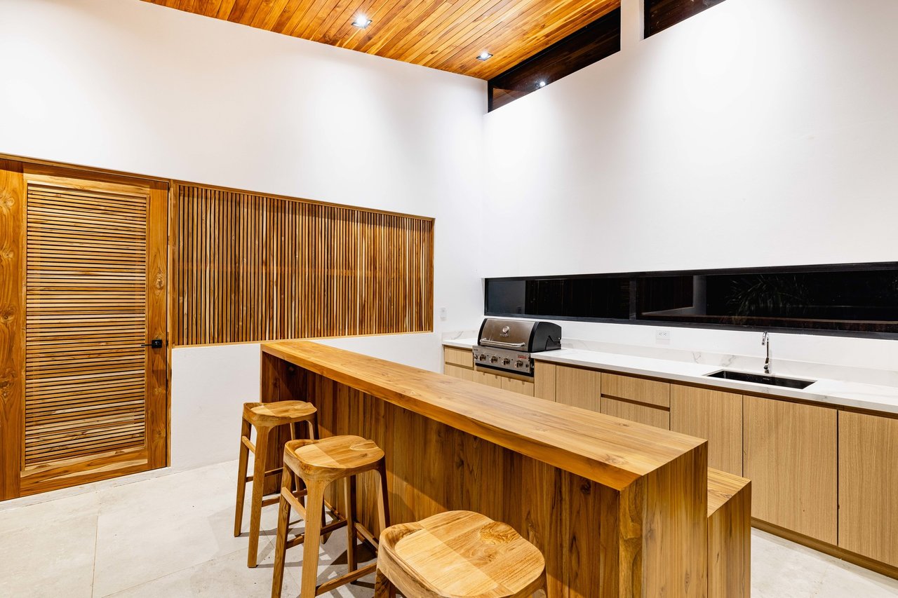 Contemporary Pool Residence, Tamarindo, Guanacaste