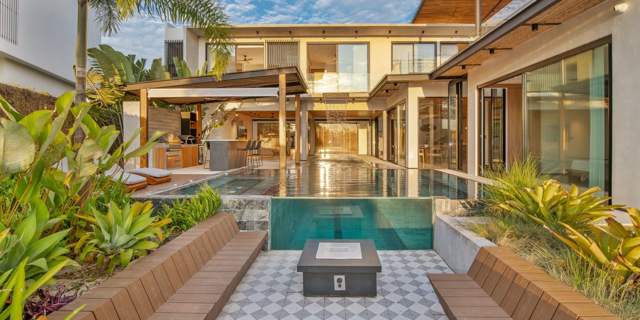 Contemporary Tropical Golf Estate, Santa Ana, San Jose
