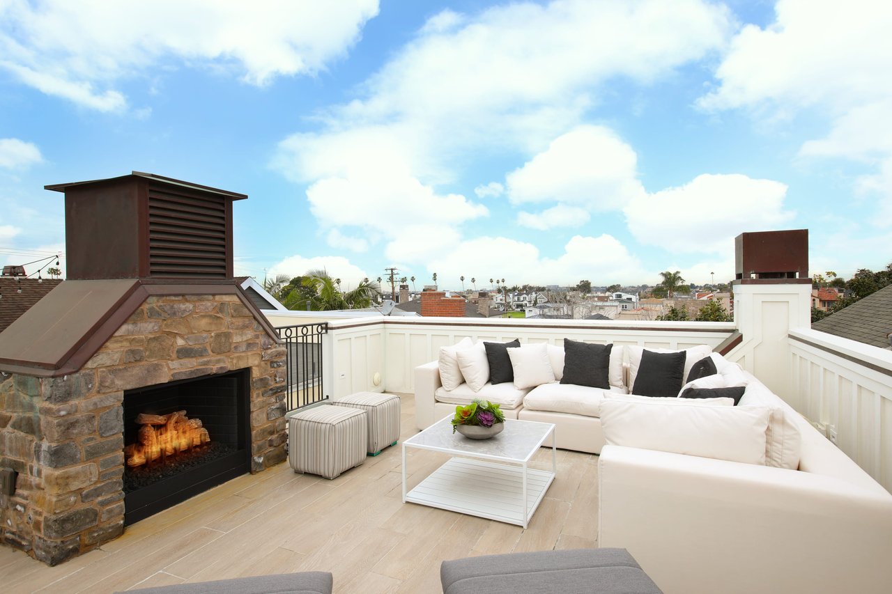 426 Dahlia Avenue