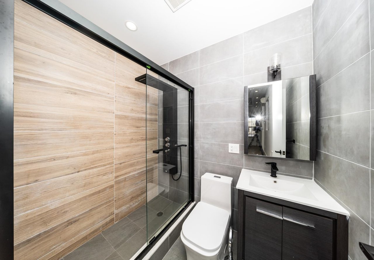390 Seneca Avenue, Apt 3-L