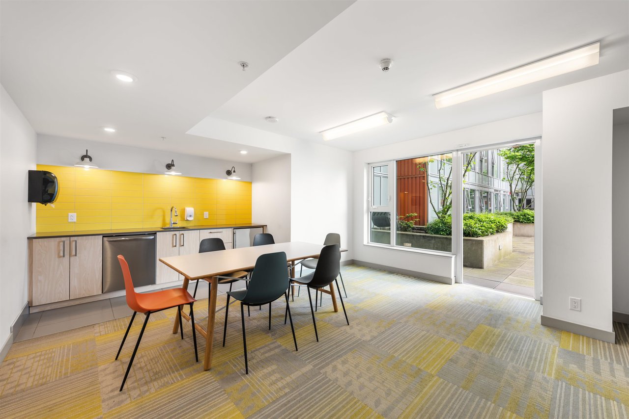 263-955 E Hastings St