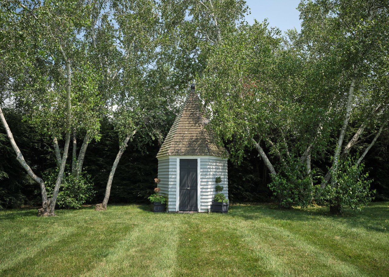LONGHOUSE FARM 