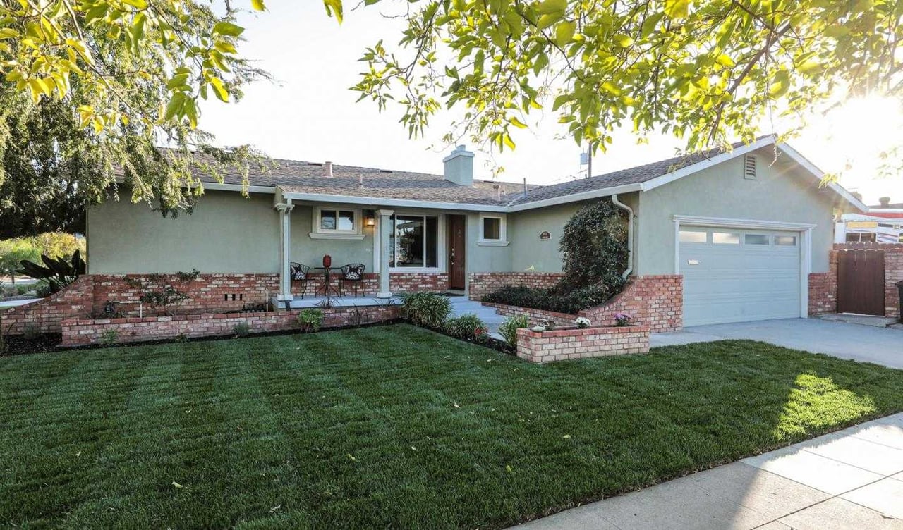 4901 Sandy LN
