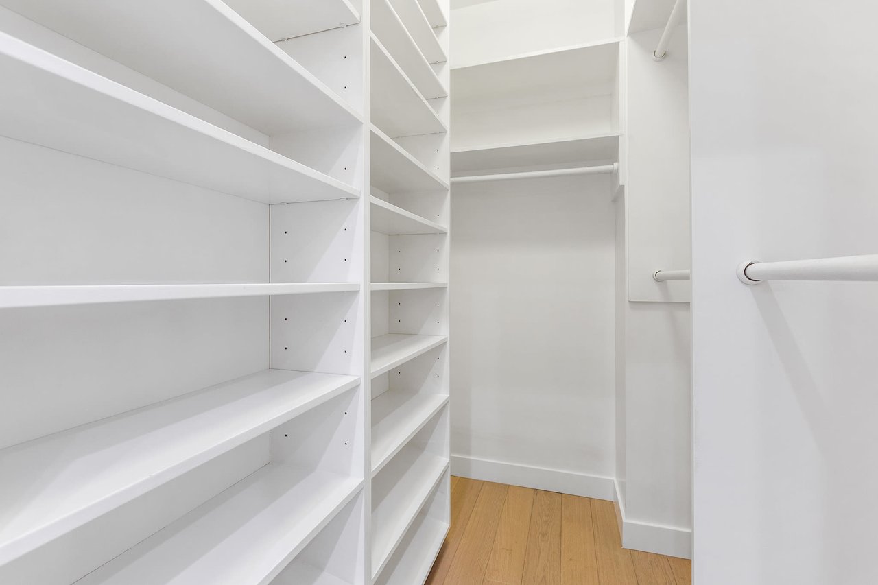 228 Mallorca Way