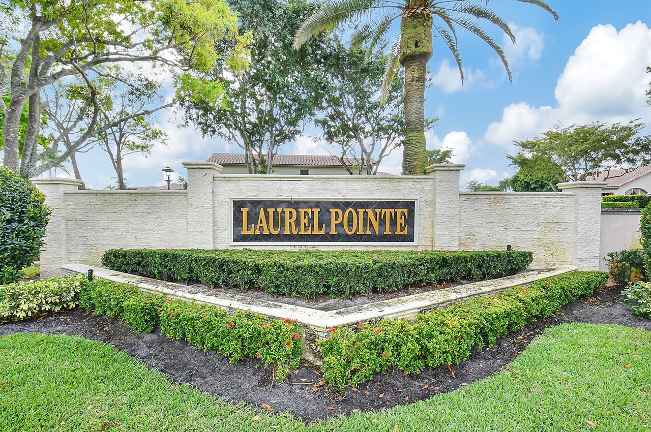 Laurel Pointe
