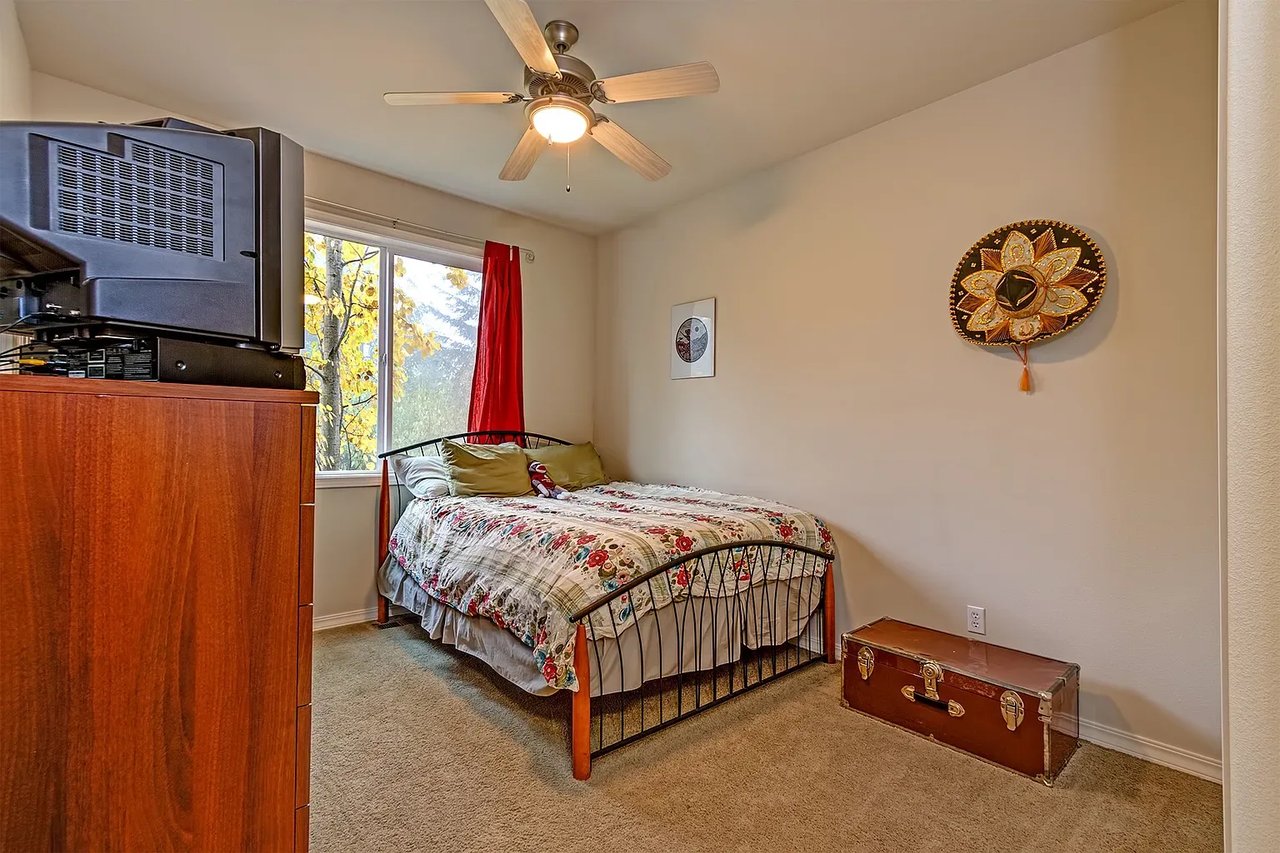 20303 197th Ave E