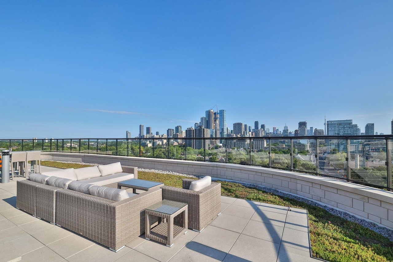285 Avenue Road Suite #502