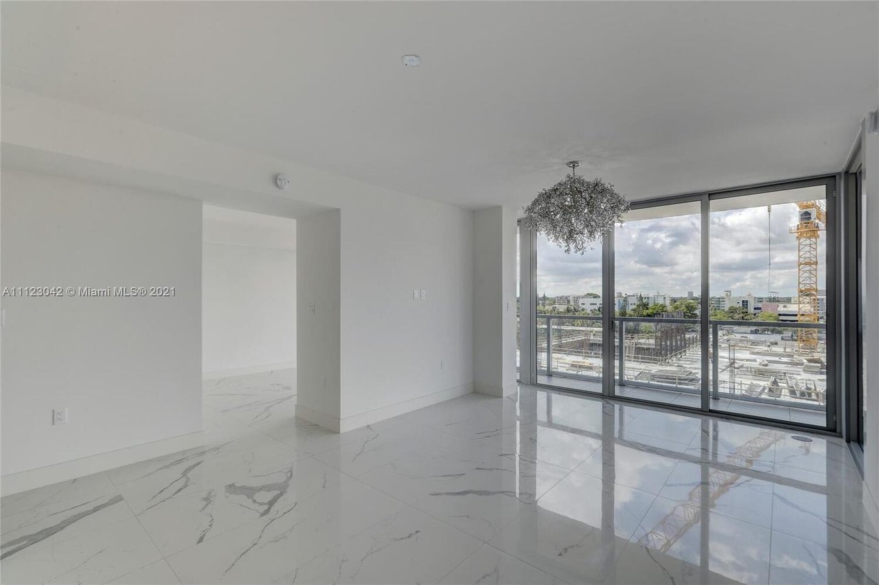 9521 E Bay Harbor Dr, #LP801