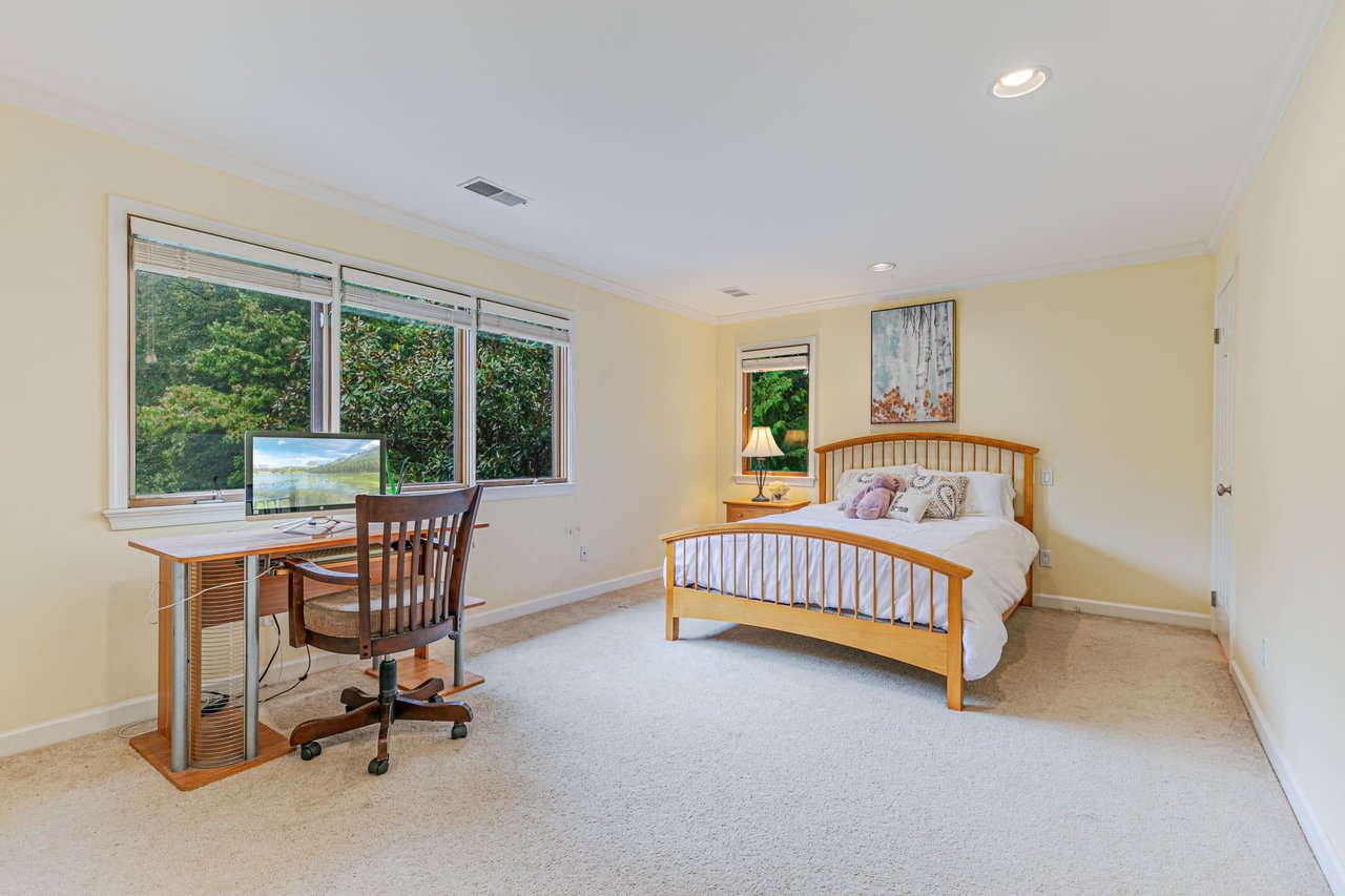 9225 Vendome Drive, Bethesda MD 20817