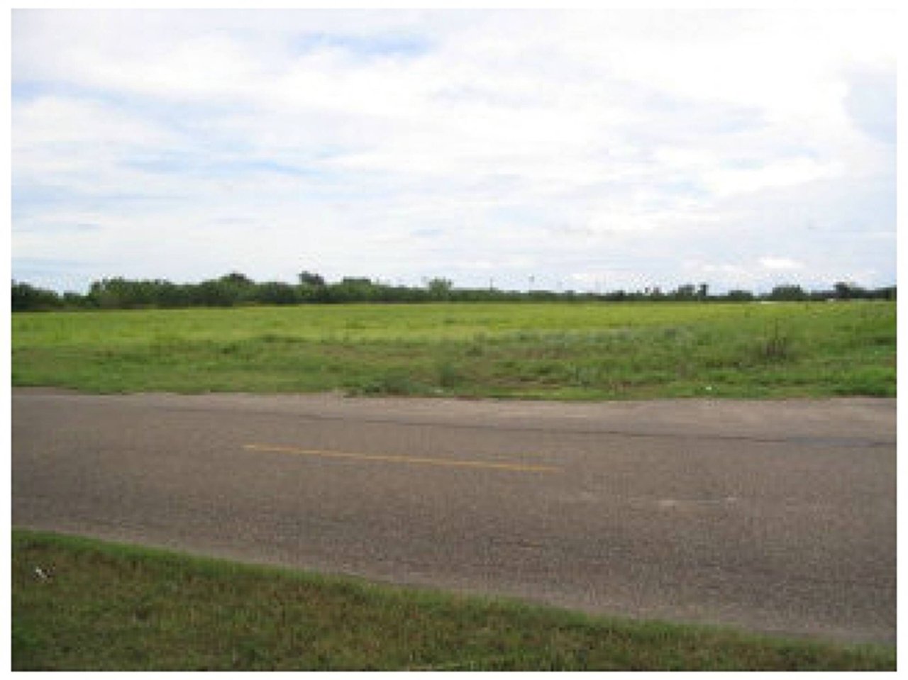 23 Acres on Expressway 83/I-2 & Bentsen Road