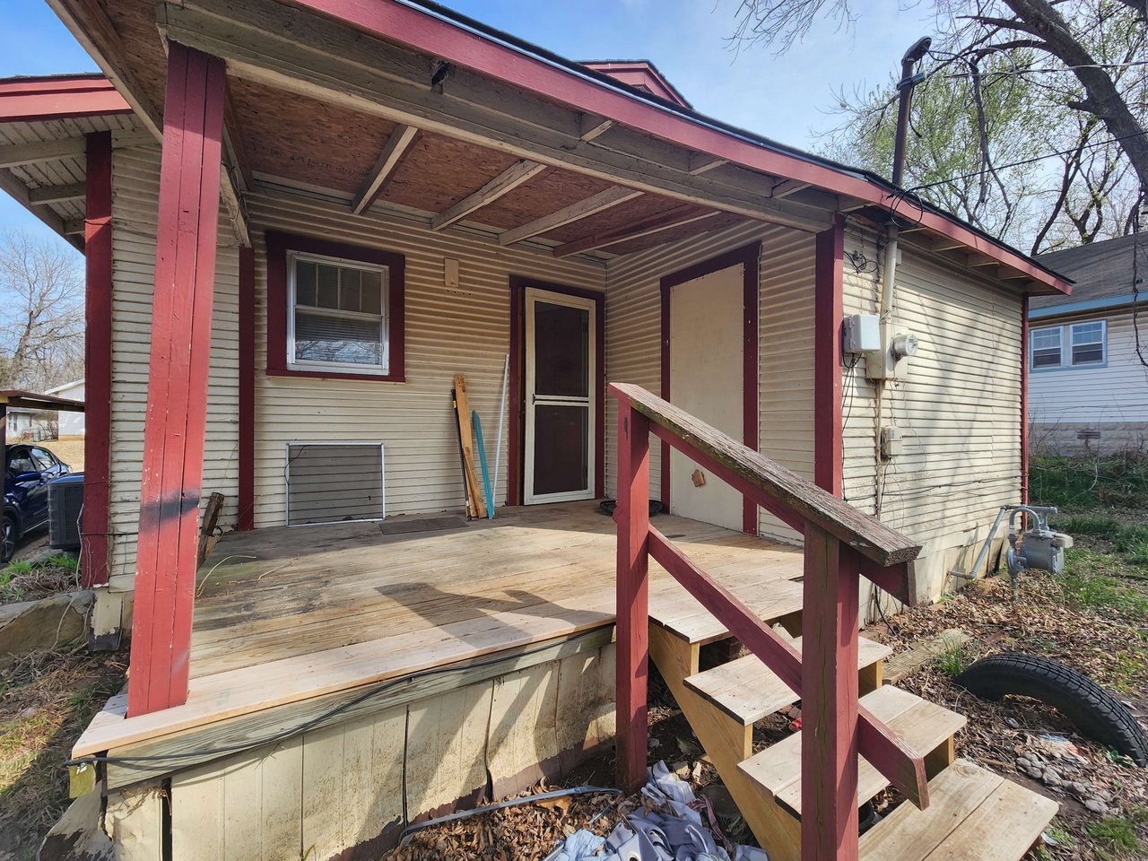 810 N. Market Ave