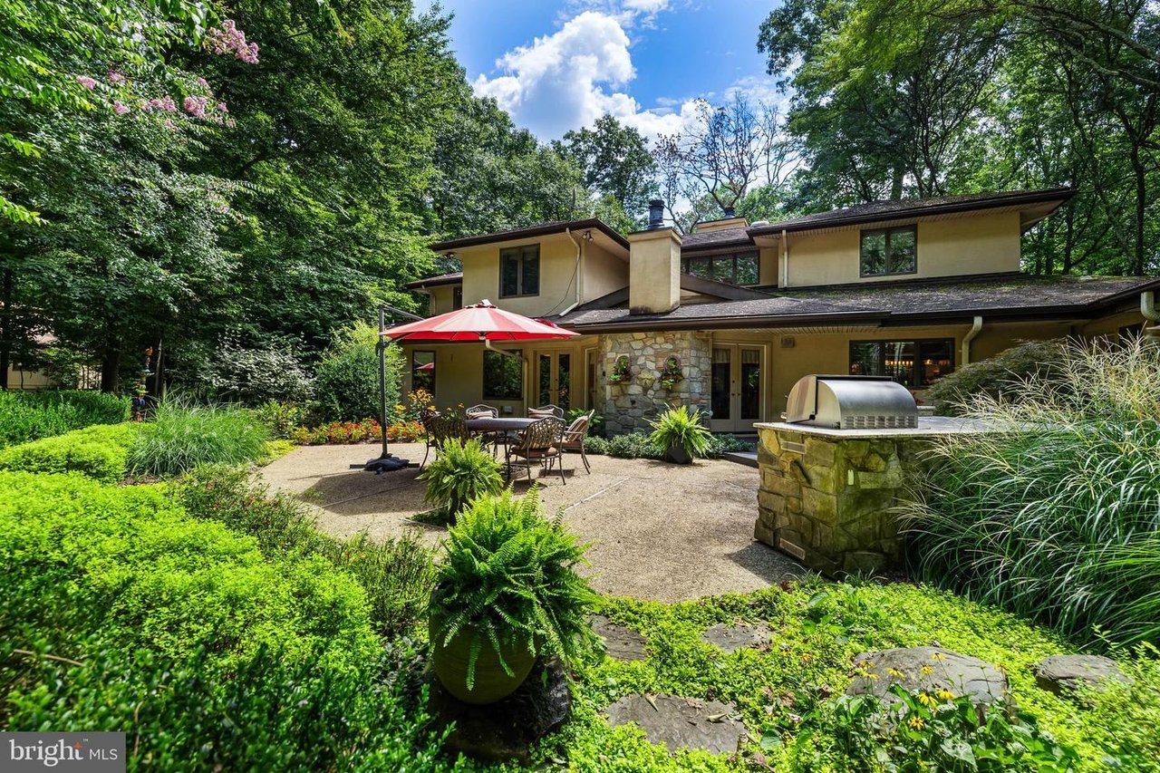 2312 Shaded Brook Dr