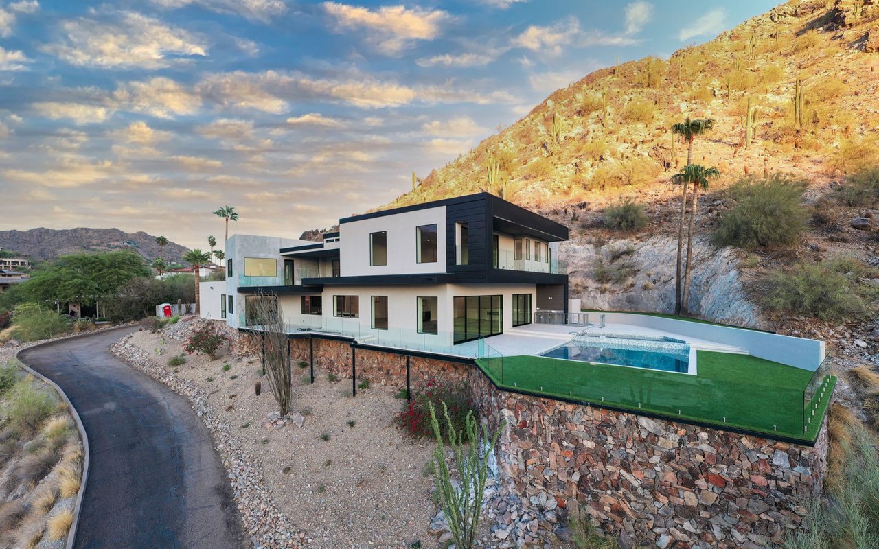 7043 N Longlook Road, Paradise Valley, AZ