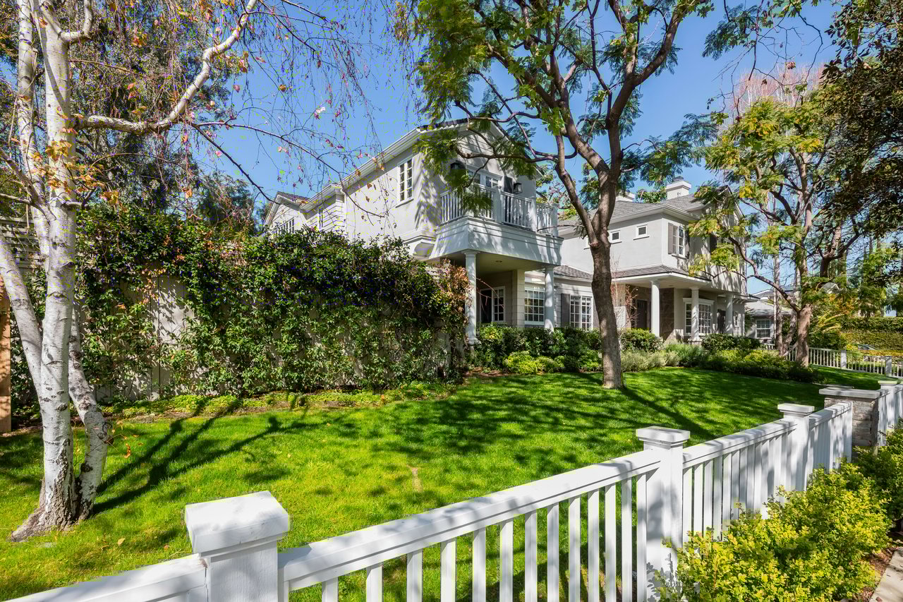 4107 Sunnyslope Ave