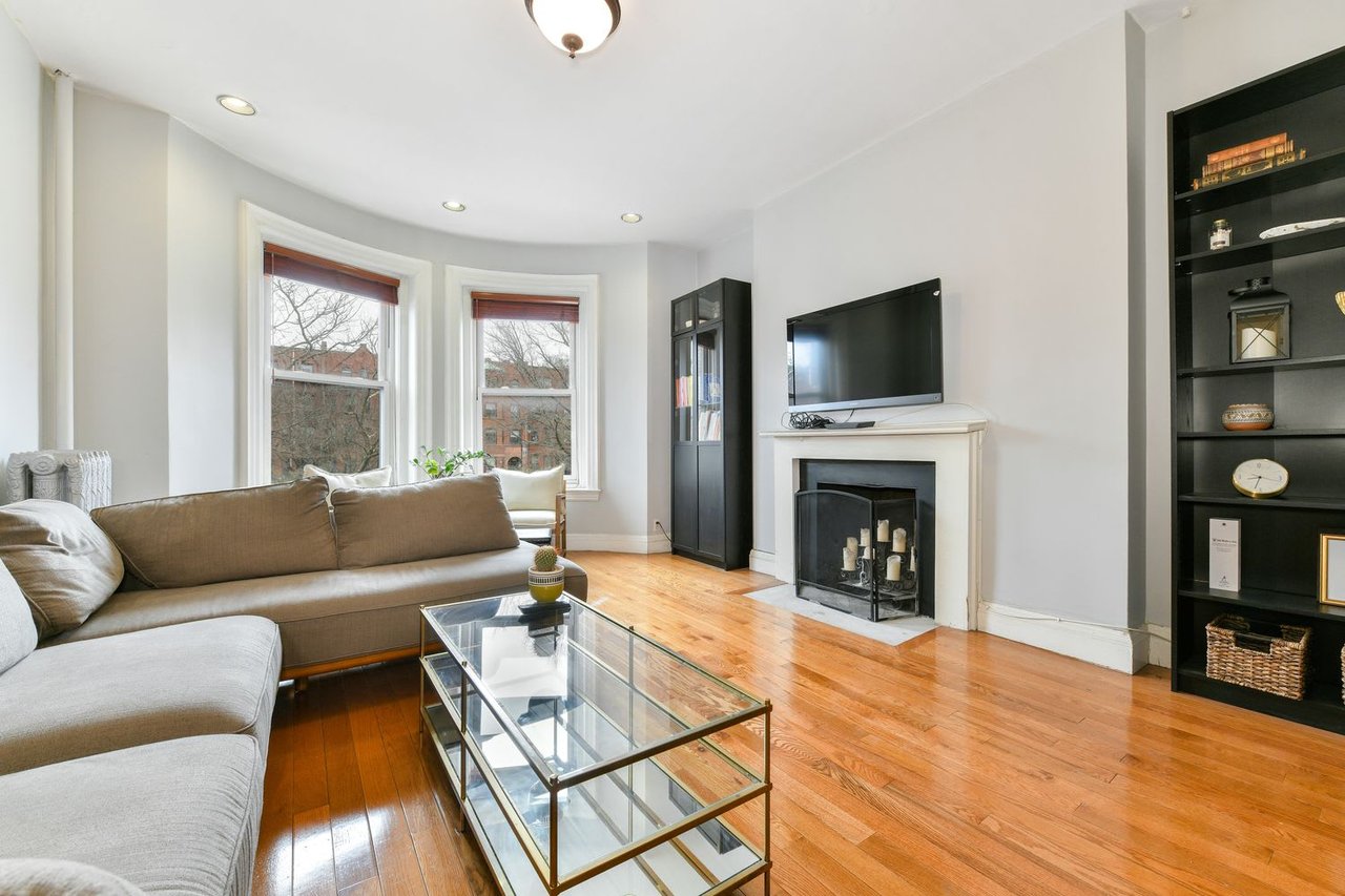 1056 Beacon St: #5