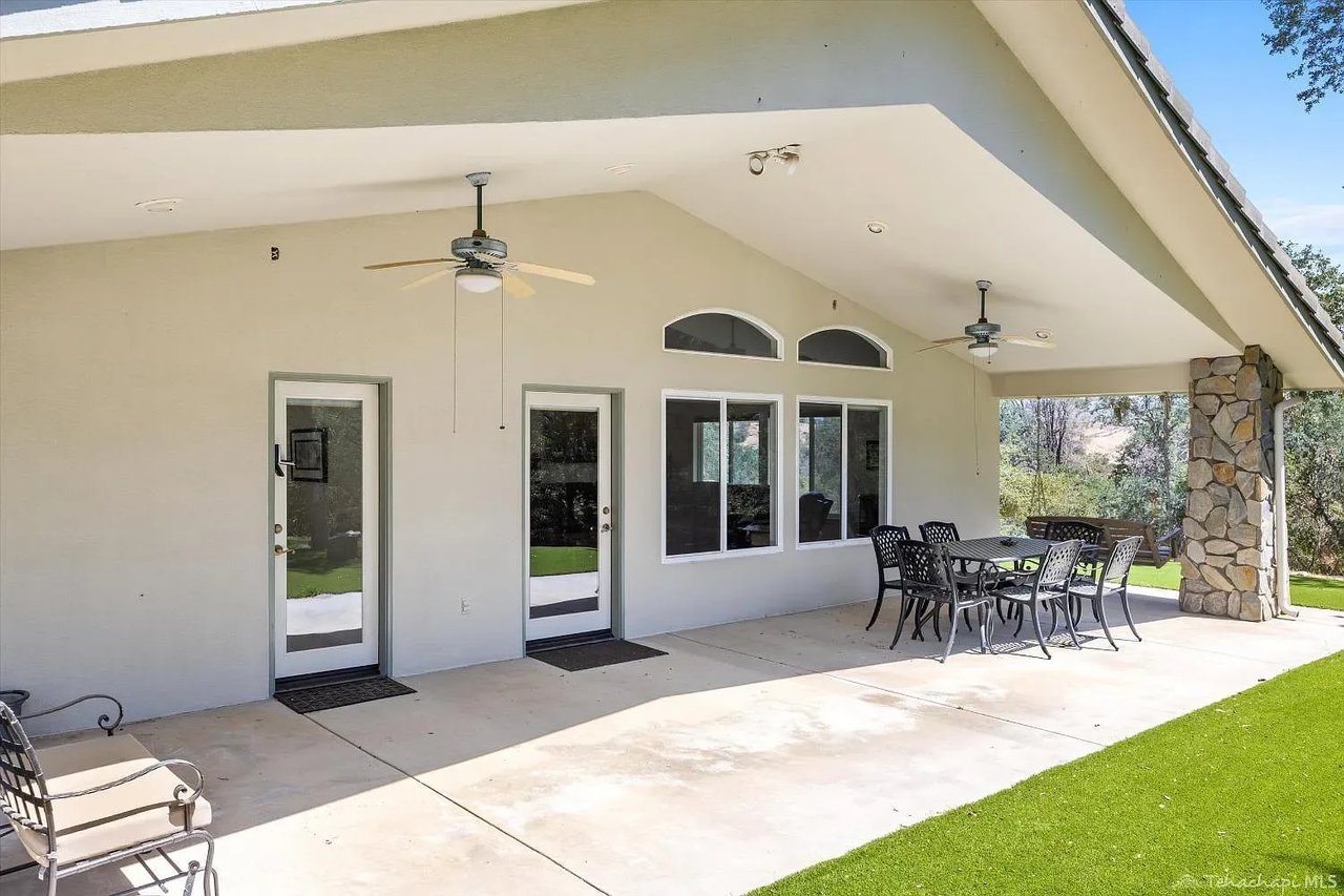 20301 Hart Creek Dr