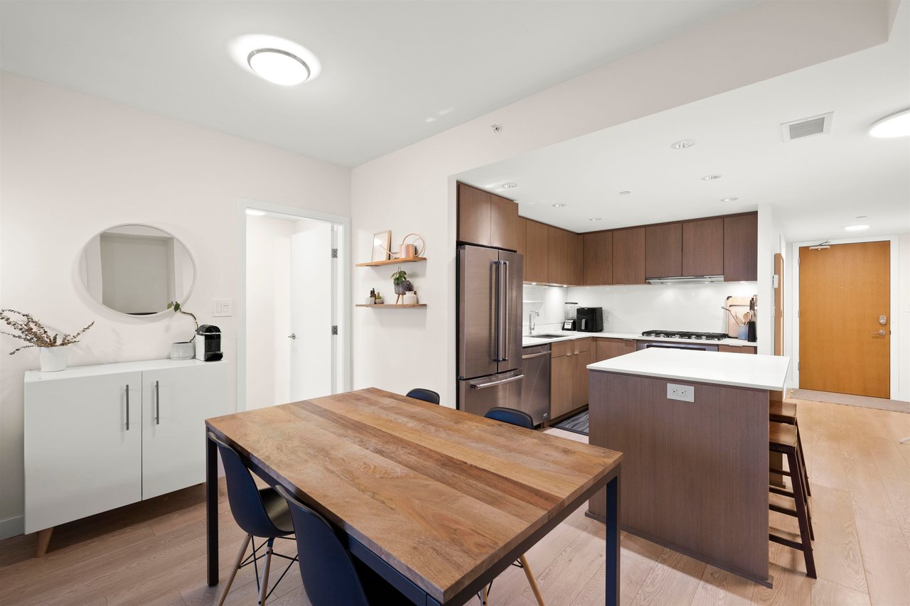 1009-111 E 1st Avenue, Vancouver